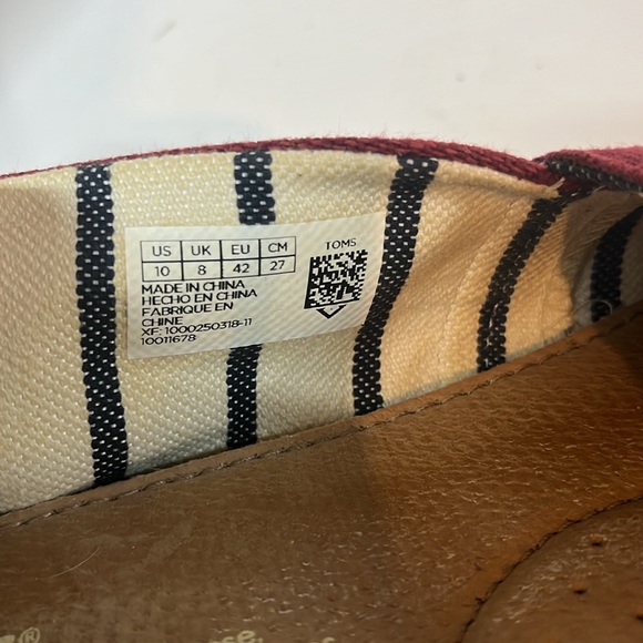 TOMS Classic Canvas Slip-ON Maroon Size 10 - Picture 7 of 7